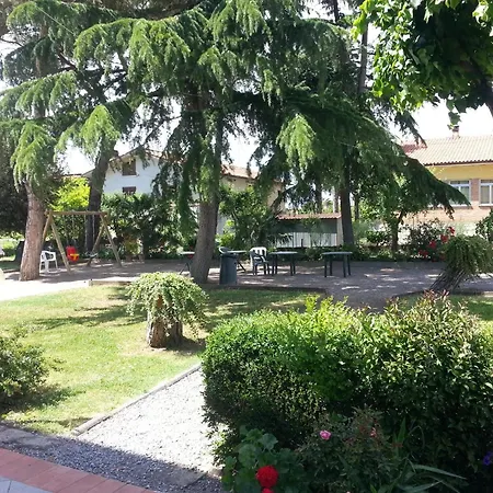 Отель Tiziana 3*