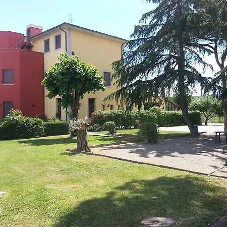 Tiziana Hotel 3*