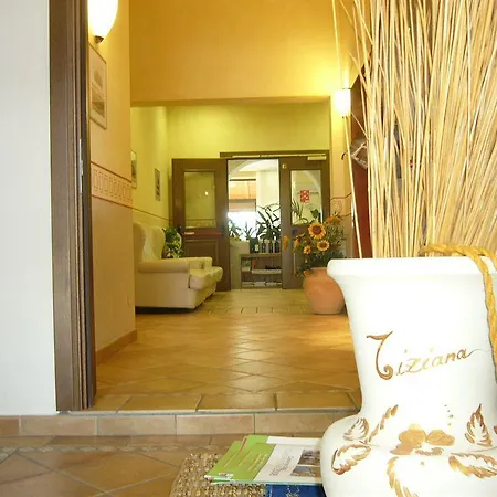 Tiziana 3*